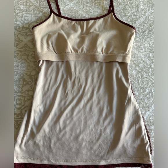 Express Best Loved Cami w/Built-In Bra! - Picture 8 of 12